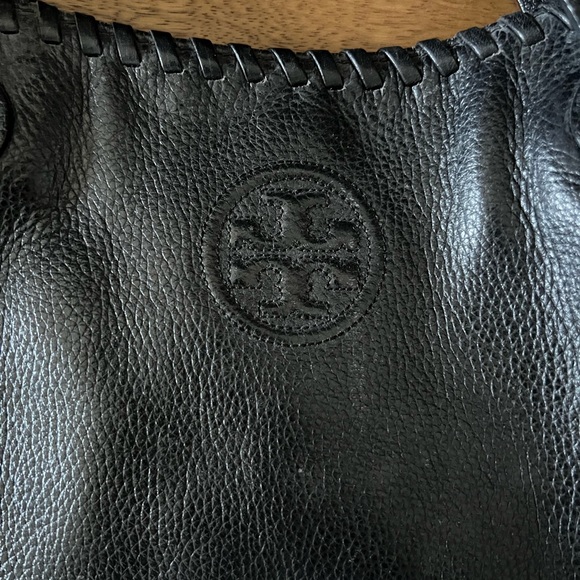 Tory Burch Black Pepper Leather Purse - Picture 5 of 7